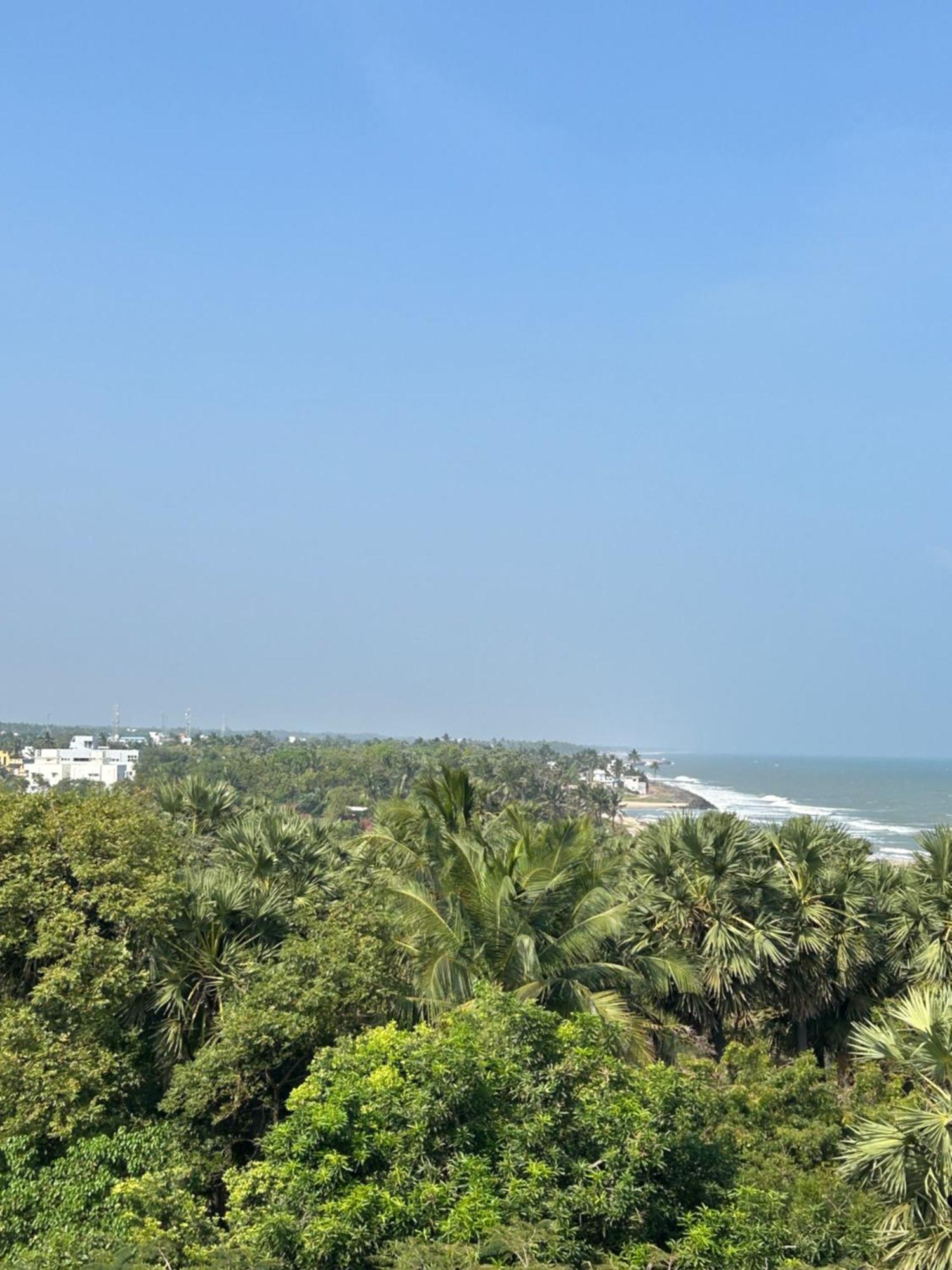 The Elite Beachview Pondicherry Exteriör bild