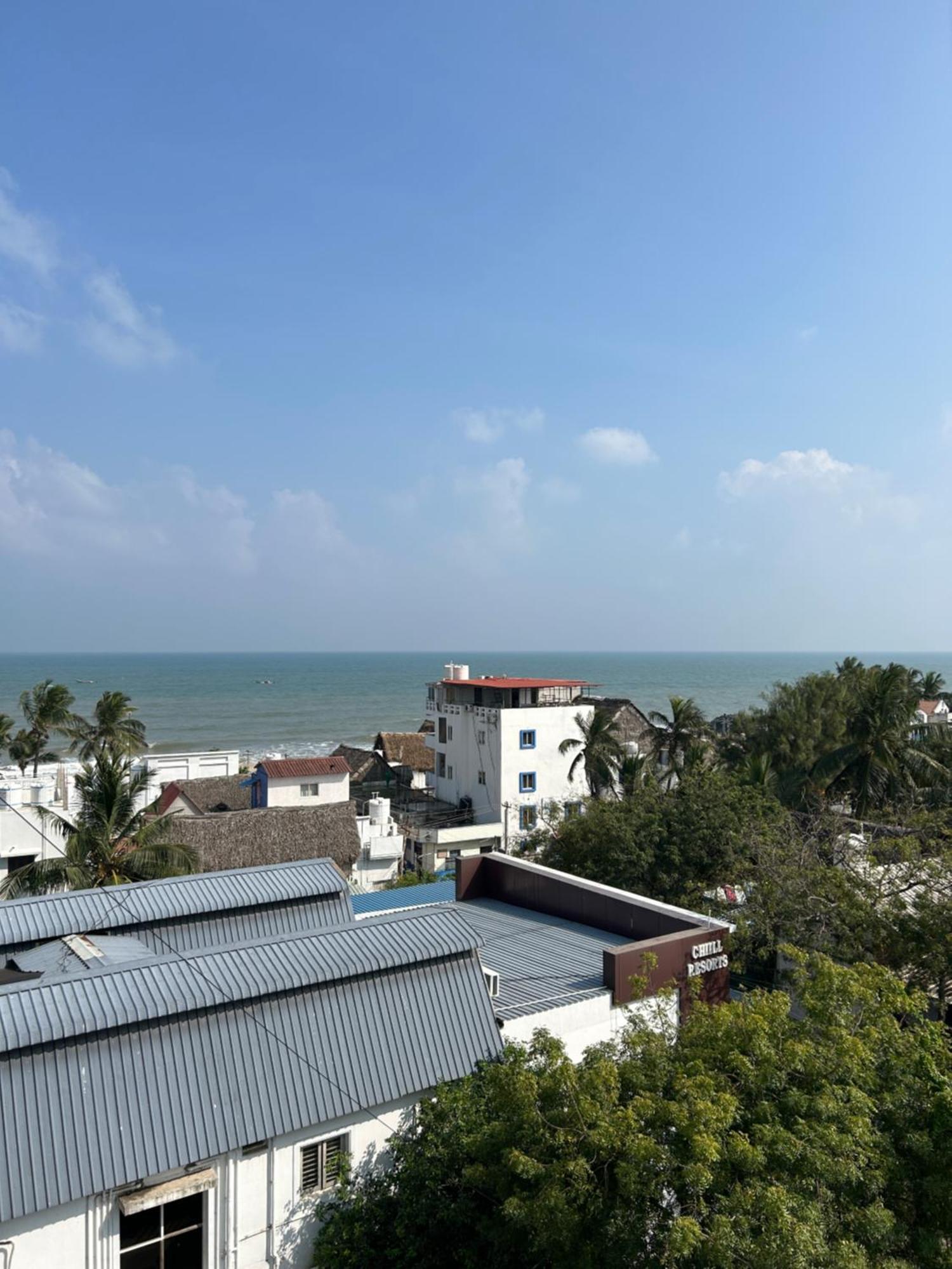 The Elite Beachview Pondicherry Exteriör bild